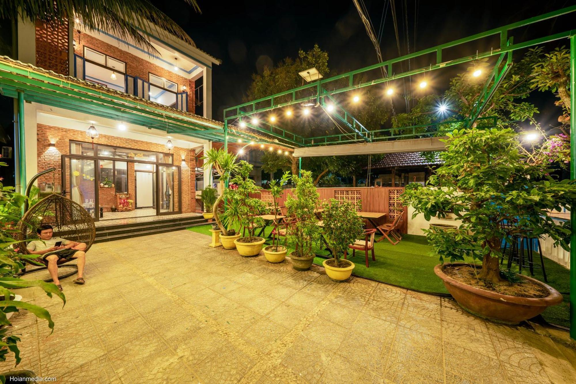 Riverside Dorm And Restaurant Hoi An Exterior photo